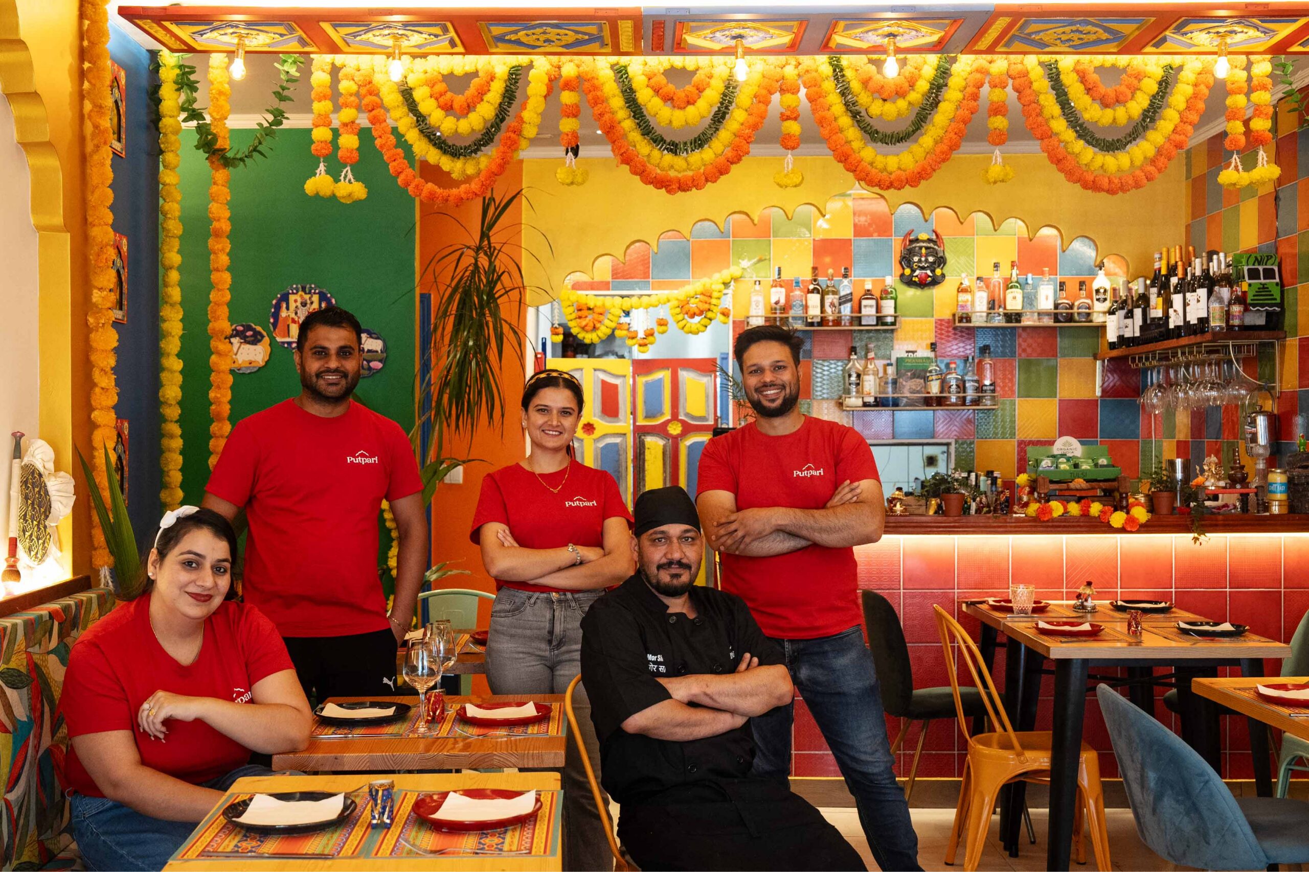 team-indian-restaurant-lisbon