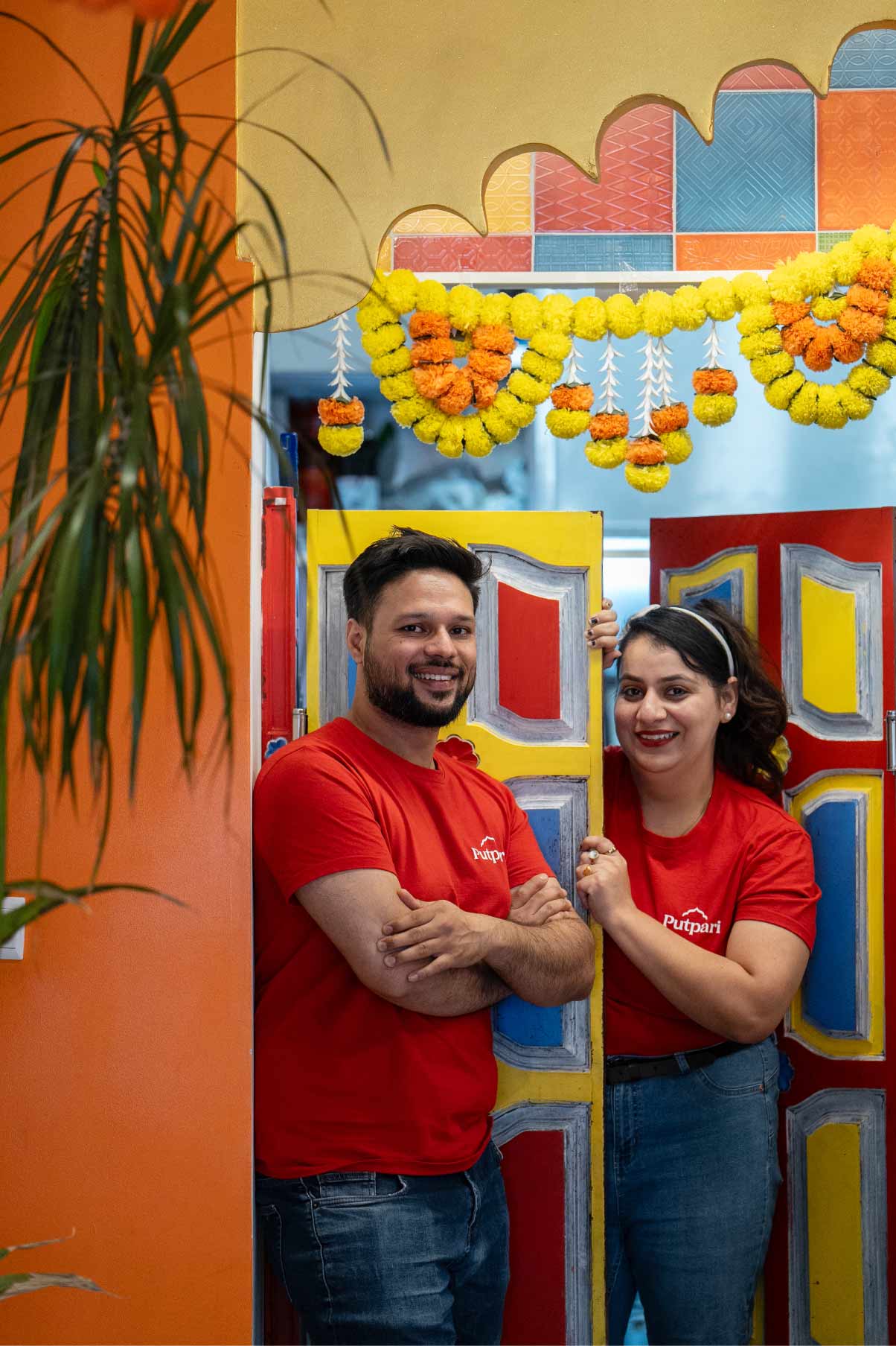 workers-of-indian-restaurant